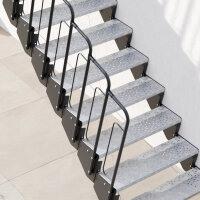 Escalier extérieur Astra avec palier et rampe: barreaux  avec remplissage, 68 - 80cm (4 marches + palier), 2 supports muraux, grille profilée