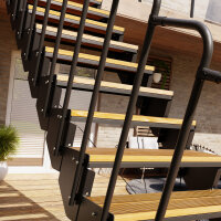 Escalier extérieur droit Astra avec marches en mélèze